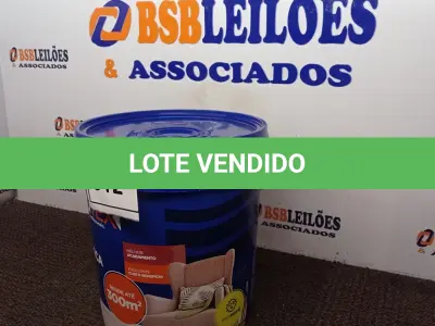 LOTE 312 - 01 BALDE DE TINTA 18L QUALITEX NA COR PÉROLA. (NO ESTADO) ATENÇÃO! FAZER A VISITAÇÃO ANTES DE ARREMATAR, NÃO SABEMOS SE FUNCIONA. LEILÃO NÃO TEM GARANTIA E NEM DEVOLUÇÃO, SUJEITO A POSSÍVEIS AVARIAS VISÍVEIS/OCULTAS E/OU AUSÊNCIA DE COMPONENTES.