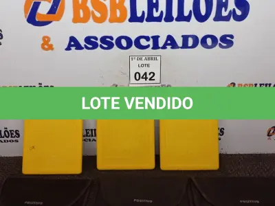 LOTE 042 - 02 TABLET’S POSITIVOS. (NO ESTADO) ATENÇÃO! FAZER A VISITAÇÃO ANTES DE ARREMATAR, NÃO SABEMOS SE FUNCIONA. LEILÃO NÃO TEM GARANTIA E NEM DEVOLUÇÃO, SUJEITO A POSSÍVEIS AVARIAS VISÍVEIS/OCULTAS E/OU AUSÊNCIA DE COMPONENTES.