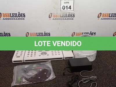 LOTE 014 - 01 MESA CONTROLADORA SAMSUNG E 01 CÂMERA DOME. (NO ESTADO) ATENÇÃO! FAZER A VISITAÇÃO ANTES DE ARREMATAR, NÃO SABEMOS SE FUNCIONA. LEILÃO NÃO TEM GARANTIA E NEM DEVOLUÇÃO, SUJEITO A POSSÍVEIS AVARIAS VISÍVEIS/OCULTAS E/OU AUSÊNCIA DE COMPONENTES.
