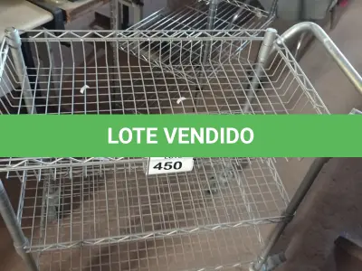 LOTE 450 - 01 CARRINHO DE FERRO P/TRANSPORTE C/03 BANDEJAS.  (NO ESTADO) ATENÇÃO! FAZER A VISITAÇÃO ANTES DE ARREMATAR, NÃO SABEMOS SE FUNCIONA. LEILÃO NÃO TEM GARANTIA E NEM DEVOLUÇÃO, SUJEITO A POSSÍVEIS AVARIAS VISÍVEIS/OCULTAS E/OU AUSÊNCIA DE COMPONENTES.