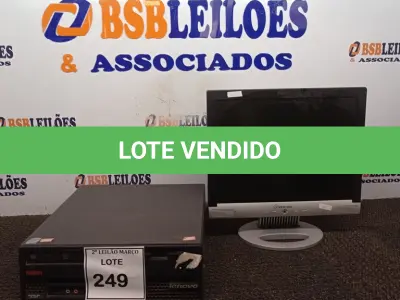 LOTE 249 - 01 CPU MARCA LENOVO E 01 MONITOR MARCA POSITIVO. (NO ESTADO) ATENÇÃO! FAZER A VISITAÇÃO ANTES DE ARREMATAR, NÃO SABEMOS SE FUNCIONA. LEILÃO NÃO TEM GARANTIA E NEM DEVOLUÇÃO, SUJEITO A POSSÍVEIS AVARIAS VISÍVEIS/OCULTAS E/OU AUSÊNCIA DE COMPONENTES.