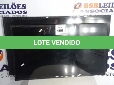 LOTE 466 - 02 TV’S PARA RETIRADA DE PEÇAS. (NO ESTADO) ATENÇÃO! FAZER A VISITAÇÃO ANTES DE ARREMATAR, NÃO SABEMOS SE FUNCIONA. LEILÃO NÃO TEM GARANTIA E NEM DEVOLUÇÃO, SUJEITO A POSSÍVEIS AVARIAS VISÍVEIS/OCULTAS E/OU AUSÊNCIA DE COMPONENTES.