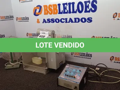 LOTE 409 - 01 LOTE COM MATERIAIS PARA LABORATÓRIO DIVERSOS.  (NO ESTADO) ATENÇÃO! FAZER A VISITAÇÃO ANTES DE ARREMATAR, NÃO SABEMOS SE FUNCIONA. LEILÃO NÃO TEM GARANTIA E NEM DEVOLUÇÃO, SUJEITO A POSSÍVEIS AVARIAS VISÍVEIS/OCULTAS E/OU AUSÊNCIA DE COMPONENTES.
