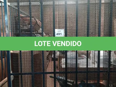 LOTE 491 - 01 CORTINA DE FERRO PERSONALIZADA. (NO ESTADO) ATENÇÃO! FAZER A VISITAÇÃO ANTES DE ARREMATAR, NÃO SABEMOS SE FUNCIONA. LEILÃO NÃO TEM GARANTIA E NEM DEVOLUÇÃO, SUJEITO A POSSÍVEIS AVARIAS VISÍVEIS/OCULTAS E/OU AUSÊNCIA DE COMPONENTES.