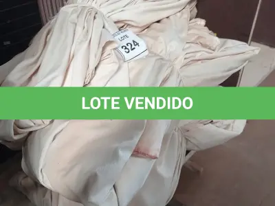 LOTE 324 - 01 LOTE COM CORTINAS DIVERSAS. (NO ESTADO) ATENÇÃO! FAZER A VISITAÇÃO ANTES DE ARREMATAR, NÃO SABEMOS SE FUNCIONA. LEILÃO NÃO TEM GARANTIA E NEM DEVOLUÇÃO, SUJEITO A POSSÍVEIS AVARIAS VISÍVEIS/OCULTAS E/OU AUSÊNCIA DE COMPONENTES.