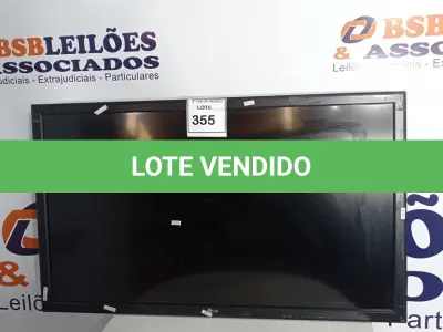 LOTE 355 -  01 MONITOR LG 42”. (NO ESTADO) ATENÇÃO! FAZER A VISITAÇÃO ANTES DE ARREMATAR, NÃO SABEMOS SE FUNCIONA. LEILÃO NÃO TEM GARANTIA E NEM DEVOLUÇÃO, SUJEITO A POSSÍVEIS AVARIAS VISÍVEIS/OCULTAS E/OU AUSÊNCIA DE COMPONENTES.