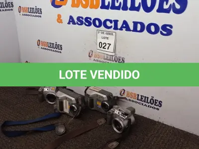 LOTE 027 - 04 CÂMERAS FOTOGRÁFICAS MARCA SONY. (NO ESTADO) ATENÇÃO! FAZER A VISITAÇÃO ANTES DE ARREMATAR, NÃO SABEMOS SE FUNCIONA. LEILÃO NÃO TEM GARANTIA E NEM DEVOLUÇÃO, SUJEITO A POSSÍVEIS AVARIAS VISÍVEIS/OCULTAS E/OU AUSÊNCIA DE COMPONENTES.