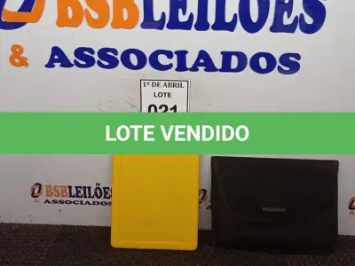 LOTE 021 - 01 TABLET POSITIVO COM BOLSA. (NO ESTADO) ATENÇÃO! FAZER A VISITAÇÃO ANTES DE ARREMATAR, NÃO SABEMOS SE FUNCIONA. LEILÃO NÃO TEM GARANTIA E NEM DEVOLUÇÃO, SUJEITO A POSSÍVEIS AVARIAS VISÍVEIS/OCULTAS E/OU AUSÊNCIA DE COMPONENTES.