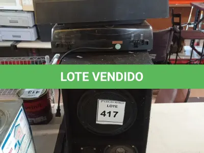 LOTE 417 - 02 CAIXAS DE SOM E 02 TOCA DISCOS MARCAS E MODELOS DIVERSOS P/RETIRADA DE PEÇAS. (NO ESTADO) ATENÇÃO! FAZER A VISITAÇÃO ANTES DE ARREMATAR, NÃO SABEMOS SE FUNCIONA. LEILÃO NÃO TEM GARANTIA E NEM DEVOLUÇÃO, SUJEITO A POSSÍVEIS AVARIAS VISÍVEIS/OCULTAS E/OU AUSÊNCIA DE COMPONENTES.