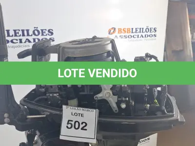 LOTE 502 - 01 MOTOR 18 HP 13.2KW – 5500R/MIN 41/46KG MARCA TOHATSU E 01 TANQUE DE GASOLINA. (NO ESTADO) ATENÇÃO! FAZER A VISITAÇÃO ANTES DE ARREMATAR, NÃO SABEMOS SE FUNCIONA. LEILÃO NÃO TEM GARANTIA E NEM DEVOLUÇÃO, SUJEITO A POSSÍVEIS AVARIAS VISÍVEIS/OCULTAS E/OU AUSÊNCIA DE COMPONENTES.