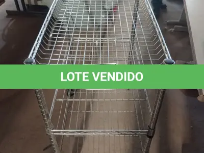 LOTE 455 - 01 CARRINHO DE FERRO P/TRANSPORTE C/03 BANDEJAS.  (NO ESTADO) ATENÇÃO! FAZER A VISITAÇÃO ANTES DE ARREMATAR, NÃO SABEMOS SE FUNCIONA. LEILÃO NÃO TEM GARANTIA E NEM DEVOLUÇÃO, SUJEITO A POSSÍVEIS AVARIAS VISÍVEIS/OCULTAS E/OU AUSÊNCIA DE COMPONENTES.