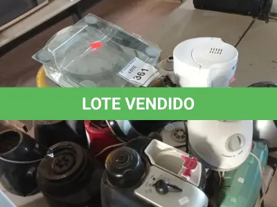 LOTE 361 - 01 LOTE C/DIVERSAS BASES P/LIQUIDIFICADORES, CAFETEIRAS E BALANÇAS. (NO ESTADO) ATENÇÃO! FAZER A VISITAÇÃO ANTES DE ARREMATAR, NÃO SABEMOS SE FUNCIONA. LEILÃO NÃO TEM GARANTIA E NEM DEVOLUÇÃO, SUJEITO A POSSÍVEIS AVARIAS VISÍVEIS/OCULTAS E/OU AUSÊNCIA DE COMPONENTES.