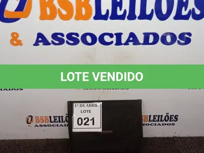 LOTE 021 - 01 TABLET POSITIVO COM BOLSA. (NO ESTADO) ATENÇÃO! FAZER A VISITAÇÃO ANTES DE ARREMATAR, NÃO SABEMOS SE FUNCIONA. LEILÃO NÃO TEM GARANTIA E NEM DEVOLUÇÃO, SUJEITO A POSSÍVEIS AVARIAS VISÍVEIS/OCULTAS E/OU AUSÊNCIA DE COMPONENTES.