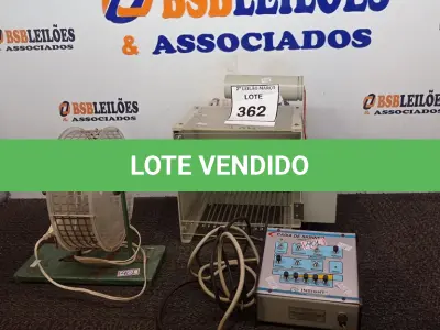 LOTE 362 - 01 LOTE COM MATERIAIS PARA LABORATÓRIO DIVERSOS.  (NO ESTADO) ATENÇÃO! FAZER A VISITAÇÃO ANTES DE ARREMATAR, NÃO SABEMOS SE FUNCIONA. LEILÃO NÃO TEM GARANTIA E NEM DEVOLUÇÃO, SUJEITO A POSSÍVEIS AVARIAS VISÍVEIS/OCULTAS E/OU AUSÊNCIA DE COMPONENTES.