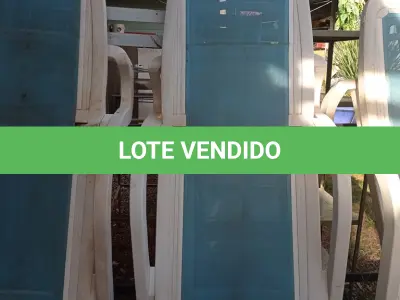 LOTE 500 - 01 ESPREGUIÇADEIRA DE PISCINA. (NO ESTADO) ATENÇÃO! FAZER A VISITAÇÃO ANTES DE ARREMATAR, NÃO SABEMOS SE FUNCIONA. LEILÃO NÃO TEM GARANTIA E NEM DEVOLUÇÃO, SUJEITO A POSSÍVEIS AVARIAS VISÍVEIS/OCULTAS E/OU AUSÊNCIA DE COMPONENTES.