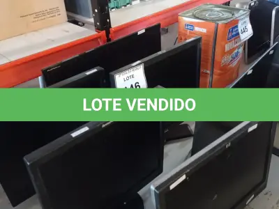 LOTE 446 - 06 MONITORES LCD MARCAS E MODELOS DIVERSOS C/AVARIAS. (NO ESTADO) ATENÇÃO! FAZER A VISITAÇÃO ANTES DE ARREMATAR, NÃO SABEMOS SE FUNCIONA. LEILÃO NÃO TEM GARANTIA E NEM DEVOLUÇÃO, SUJEITO A POSSÍVEIS AVARIAS VISÍVEIS/OCULTAS E/OU AUSÊNCIA DE COMPONENTES.