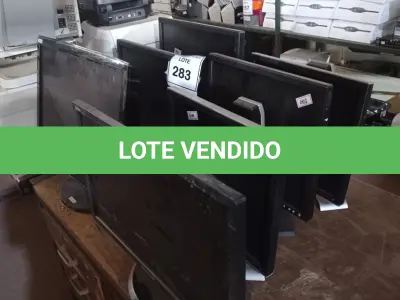 LOTE 283 - 07 MONITORES DIVERSOS. (NO ESTADO) ATENÇÃO! FAZER A VISITAÇÃO ANTES DE ARREMATAR, NÃO SABEMOS SE FUNCIONA. LEILÃO NÃO TEM GARANTIA E NEM DEVOLUÇÃO, SUJEITO A POSSÍVEIS AVARIAS VISÍVEIS/OCULTAS E/OU AUSÊNCIA DE COMPONENTES.