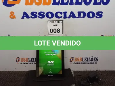 LOTE 008 - 01 TABLET POSITIVO COM BOLSA E CARREGADOR. (NO ESTADO) ATENÇÃO! FAZER A VISITAÇÃO ANTES DE ARREMATAR, NÃO SABEMOS SE FUNCIONA. LEILÃO NÃO TEM GARANTIA E NEM DEVOLUÇÃO, SUJEITO A POSSÍVEIS AVARIAS VISÍVEIS/OCULTAS E/OU AUSÊNCIA DE COMPONENTES.