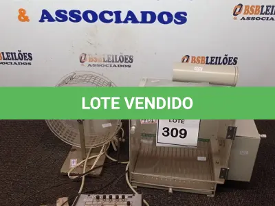 LOTE 309 - 01 LOTE COM MATERIAIS PARA LABORATÓRIO.  (NO ESTADO) ATENÇÃO! FAZER A VISITAÇÃO ANTES DE ARREMATAR, NÃO SABEMOS SE FUNCIONA. LEILÃO NÃO TEM GARANTIA E NEM DEVOLUÇÃO, SUJEITO A POSSÍVEIS AVARIAS VISÍVEIS/OCULTAS E/OU AUSÊNCIA DE COMPONENTES.