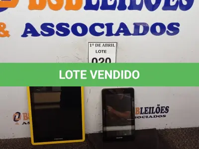 LOTE 020 - 02 TABLET’S POSITIVO. (NO ESTADO) ATENÇÃO! FAZER A VISITAÇÃO ANTES DE ARREMATAR, NÃO SABEMOS SE FUNCIONA. LEILÃO NÃO TEM GARANTIA E NEM DEVOLUÇÃO, SUJEITO A POSSÍVEIS AVARIAS VISÍVEIS/OCULTAS E/OU AUSÊNCIA DE COMPONENTES.
