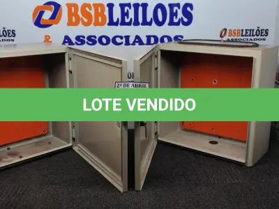LOTE 011 - 02 QUADROS ELÉTRICOS. (NO ESTADO) ATENÇÃO! FAZER A VISITAÇÃO ANTES DE ARREMATAR, NÃO SABEMOS SE FUNCIONA. LEILÃO NÃO TEM GARANTIA E NEM DEVOLUÇÃO, SUJEITO A POSSÍVEIS AVARIAS VISÍVEIS/OCULTAS E/OU AUSÊNCIA DE COMPONENTES.