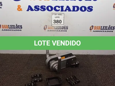 LOTE 380 - 01 FECHADURA ELETRÔNICA E DIGITAL. (NO ESTADO) ATENÇÃO! FAZER A VISITAÇÃO ANTES DE ARREMATAR, NÃO SABEMOS SE FUNCIONA. LEILÃO NÃO TEM GARANTIA E NEM DEVOLUÇÃO, SUJEITO A POSSÍVEIS AVARIAS VISÍVEIS/OCULTAS E/OU AUSÊNCIA DE COMPONENTES.