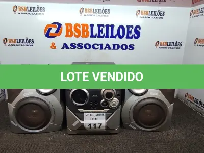 LOTE 117 - 01 SOM PHILIPS 3 CDS MP3 COM ENTRADA AUXILIAR. (NO ESTADO) ATENÇÃO! FAZER A VISITAÇÃO ANTES DE ARREMATAR, NÃO SABEMOS SE FUNCIONA. LEILÃO NÃO TEM GARANTIA E NEM DEVOLUÇÃO, SUJEITO A POSSÍVEIS AVARIAS VISÍVEIS/OCULTAS E/OU AUSÊNCIA DE COMPONENTES.