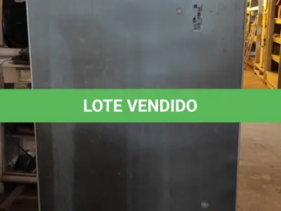 LOTE 002 - GELADEIRA ELETROLUXC FROSTE FREE DF 46. (NO ESTADO) ATENÇÃO! FAZER A VISITAÇÃO ANTES DE ARREMATAR, NÃO SABEMOS SE FUNCIONA. LEILÃO NÃO TEM GARANTIA E NEM DEVOLUÇÃO, SUJEITO A POSSÍVEIS AVARIAS VISÍVEIS/OCULTAS E/OU AUSÊNCIA DE COMPONENTES.
