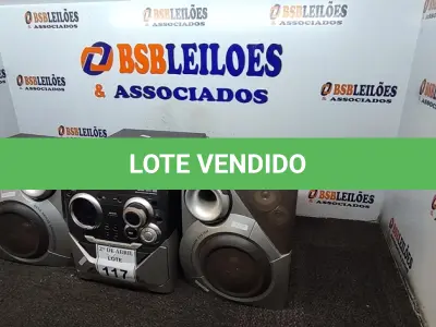 LOTE 117 - 01 SOM PHILIPS 3 CDS MP3 COM ENTRADA AUXILIAR. (NO ESTADO) ATENÇÃO! FAZER A VISITAÇÃO ANTES DE ARREMATAR, NÃO SABEMOS SE FUNCIONA. LEILÃO NÃO TEM GARANTIA E NEM DEVOLUÇÃO, SUJEITO A POSSÍVEIS AVARIAS VISÍVEIS/OCULTAS E/OU AUSÊNCIA DE COMPONENTES.