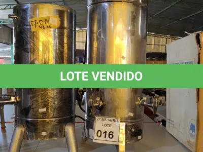 LOTE 016 - 02 CAFETEIRAS INDÚSTRIAS EM INOX. (NO ESTADO) ATENÇÃO! FAZER A VISITAÇÃO ANTES DE ARREMATAR, NÃO SABEMOS SE FUNCIONA. LEILÃO NÃO TEM GARANTIA E NEM DEVOLUÇÃO, SUJEITO A POSSÍVEIS AVARIAS VISÍVEIS/OCULTAS E/OU AUSÊNCIA DE COMPONENTES.