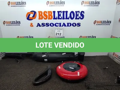 LOTE 212 - 01 ASPIRADOR DE PÓ PHILCO,01 ASPIRADOR DE PÓ ROBÔ E 01 VENTILADOR. (NO ESTADO) ATENÇÃO! FAZER A VISITAÇÃO ANTES DE ARREMATAR, NÃO SABEMOS SE FUNCIONA. LEILÃO NÃO TEM GARANTIA E NEM DEVOLUÇÃO, SUJEITO A POSSÍVEIS AVARIAS VISÍVEIS/OCULTAS E/OU AUSÊNCIA DE COMPONENTES.