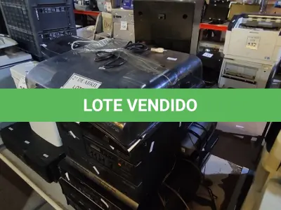 LOTE 260 - 01 LOTE COM VHS, DVRS E SOM ANTIGO. (NO ESTADO) ATENÇÃO! FAZER A VISITAÇÃO ANTES DE ARREMATAR, NÃO SABEMOS SE FUNCIONA. LEILÃO NÃO TEM GARANTIA E NEM DEVOLUÇÃO, SUJEITO A POSSÍVEIS AVARIAS VISÍVEIS/OCULTAS E/OU AUSÊNCIA DE COMPONENTES.