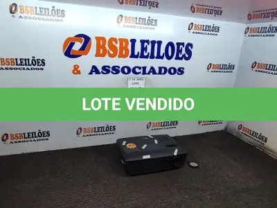 LOTE 216 - 01 PROJETOR MULTI MIDEA MARCA LG. (NO ESTADO) ATENÇÃO! FAZER A VISITAÇÃO ANTES DE ARREMATAR, NÃO SABEMOS SE FUNCIONA. LEILÃO NÃO TEM GARANTIA E NEM DEVOLUÇÃO, SUJEITO A POSSÍVEIS AVARIAS VISÍVEIS/OCULTAS E/OU AUSÊNCIA DE COMPONENTES.
