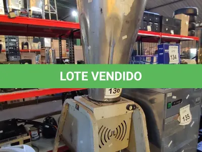 LOTE 136 - 01 LIQUIDIFICADOR INDUSTRIAL. (NO ESTADO) ATENÇÃO! FAZER A VISITAÇÃO ANTES DE ARREMATAR, NÃO SABEMOS SE FUNCIONA. LEILÃO NÃO TEM GARANTIA E NEM DEVOLUÇÃO, SUJEITO A POSSÍVEIS AVARIAS VISÍVEIS/OCULTAS E/OU AUSÊNCIA DE COMPONENTES.