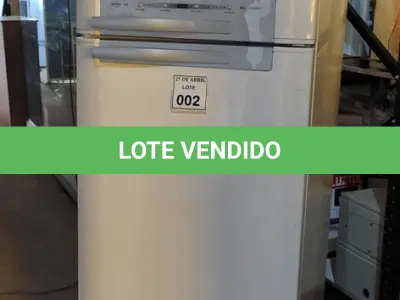 LOTE 002 - GELADEIRA ELETROLUXC FROSTE FREE DF 46. (NO ESTADO) ATENÇÃO! FAZER A VISITAÇÃO ANTES DE ARREMATAR, NÃO SABEMOS SE FUNCIONA. LEILÃO NÃO TEM GARANTIA E NEM DEVOLUÇÃO, SUJEITO A POSSÍVEIS AVARIAS VISÍVEIS/OCULTAS E/OU AUSÊNCIA DE COMPONENTES.
