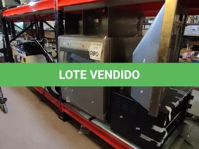 LOTE 090 - 01 LOTE COM LAVA LOUCA, 01 FORNO ELÉTRICO E 01 DEPURADOR DE AR. (NO ESTADO) ATENÇÃO! FAZER A VISITAÇÃO ANTES DE ARREMATAR, NÃO SABEMOS SE FUNCIONA. LEILÃO NÃO TEM GARANTIA E NEM DEVOLUÇÃO, SUJEITO A POSSÍVEIS AVARIAS VISÍVEIS/OCULTAS E/OU AUSÊNCIA DE COMPONENTES.