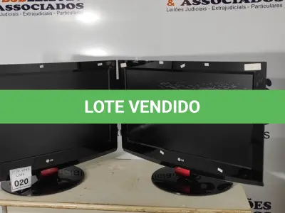 LOTE 020 - 02 TV’S DIVERSAS. (NO ESTADO) ATENÇÃO! FAZER A VISITAÇÃO ANTES DE ARREMATAR, NÃO SABEMOS SE FUNCIONA. LEILÃO NÃO TEM GARANTIA E NEM DEVOLUÇÃO, SUJEITO A POSSÍVEIS AVARIAS VISÍVEIS/OCULTAS E/OU AUSÊNCIA DE COMPONENTES.
