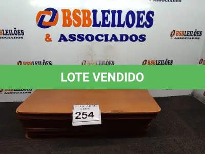 LOTE 254 - 20 TÁBUAS. (NO ESTADO) ATENÇÃO! FAZER A VISITAÇÃO ANTES DE ARREMATAR, NÃO SABEMOS SE FUNCIONA. LEILÃO NÃO TEM GARANTIA E NEM DEVOLUÇÃO, SUJEITO A POSSÍVEIS AVARIAS VISÍVEIS/OCULTAS E/OU AUSÊNCIA DE COMPONENTES.