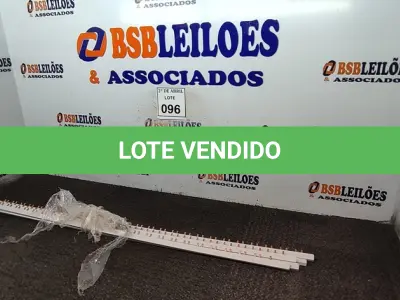 LOTE 096 - 05 BARRAMENTOS EM COBRE PARA QUADRO ELÉTRICO. (NO ESTADO) ATENÇÃO! FAZER A VISITAÇÃO ANTES DE ARREMATAR, NÃO SABEMOS SE FUNCIONA. LEILÃO NÃO TEM GARANTIA E NEM DEVOLUÇÃO, SUJEITO A POSSÍVEIS AVARIAS VISÍVEIS/OCULTAS E/OU AUSÊNCIA DE COMPONENTES.