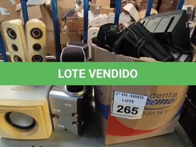 LOTE 265 - 01 LOTE COM CAIXAS DE SOM PARA COMPUTADOR DIVERSAS. (NO ESTADO) ATENÇÃO! FAZER A VISITAÇÃO ANTES DE ARREMATAR, NÃO SABEMOS SE FUNCIONA. LEILÃO NÃO TEM GARANTIA E NEM DEVOLUÇÃO, SUJEITO A POSSÍVEIS AVARIAS VISÍVEIS/OCULTAS E/OU AUSÊNCIA DE COMPONENTES.