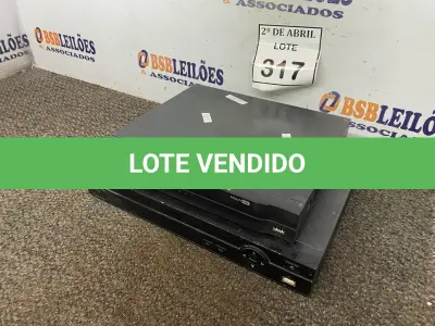 LOTE 317 - 02 DVRS INTELBRAS. (NO ESTADO) ATENÇÃO! FAZER A VISITAÇÃO ANTES DE ARREMATAR, NÃO SABEMOS SE FUNCIONA. LEILÃO NÃO TEM GARANTIA E NEM DEVOLUÇÃO, SUJEITO A POSSÍVEIS AVARIAS VISÍVEIS/OCULTAS E/OU AUSÊNCIA DE COMPONENTES.