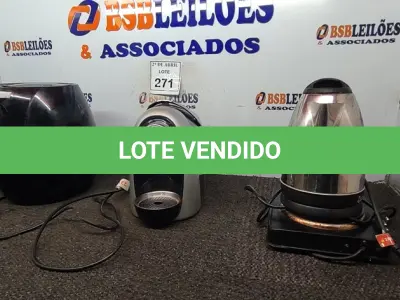 LOTE 271 - 01 CAFETEIRA 220V 03 CORAÇÕES, 01 FRITADEIRA AIR FRYER MARCA PHILCO, 01 CHALEIRA ELÉTRICA E 01 FOGÃO DE INDUÇÃO 01 BOCA MARCA MULTILAZER.  (NO ESTADO) ATENÇÃO! FAZER A VISITAÇÃO ANTES DE ARREMATAR, NÃO SABEMOS SE FUNCIONA. LEILÃO NÃO TEM GARANTIA E NEM DEVOLUÇÃO, SUJEITO A POSSÍVEIS AVARIAS VISÍVEIS/OCULTAS E/OU AUSÊNCIA DE COMPONENTES.