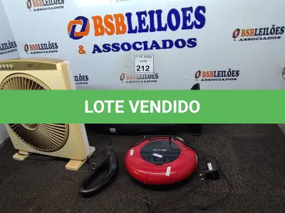 LOTE 212 - 01 ASPIRADOR DE PÓ PHILCO,01 ASPIRADOR DE PÓ ROBÔ E 01 VENTILADOR. (NO ESTADO) ATENÇÃO! FAZER A VISITAÇÃO ANTES DE ARREMATAR, NÃO SABEMOS SE FUNCIONA. LEILÃO NÃO TEM GARANTIA E NEM DEVOLUÇÃO, SUJEITO A POSSÍVEIS AVARIAS VISÍVEIS/OCULTAS E/OU AUSÊNCIA DE COMPONENTES.