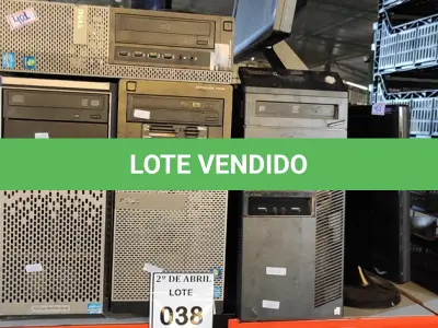 LOTE 038 - 01 LOTE COM 04 CPU’S DIVERSAS E 02 MONITORES. (NO ESTADO) ATENÇÃO! FAZER A VISITAÇÃO ANTES DE ARREMATAR, NÃO SABEMOS SE FUNCIONA. LEILÃO NÃO TEM GARANTIA E NEM DEVOLUÇÃO, SUJEITO A POSSÍVEIS AVARIAS VISÍVEIS/OCULTAS E/OU AUSÊNCIA DE COMPONENTES.