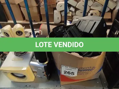 LOTE 265 - 01 LOTE COM CAIXAS DE SOM PARA COMPUTADOR DIVERSAS. (NO ESTADO) ATENÇÃO! FAZER A VISITAÇÃO ANTES DE ARREMATAR, NÃO SABEMOS SE FUNCIONA. LEILÃO NÃO TEM GARANTIA E NEM DEVOLUÇÃO, SUJEITO A POSSÍVEIS AVARIAS VISÍVEIS/OCULTAS E/OU AUSÊNCIA DE COMPONENTES.