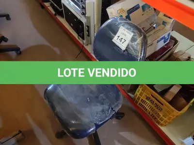 LOTE 147 - 01 CADEIRA PARA ESCRITÓRIO. (NO ESTADO) ATENÇÃO! FAZER A VISITAÇÃO ANTES DE ARREMATAR, NÃO SABEMOS SE FUNCIONA. LEILÃO NÃO TEM GARANTIA E NEM DEVOLUÇÃO, SUJEITO A POSSÍVEIS AVARIAS VISÍVEIS/OCULTAS E/OU AUSÊNCIA DE COMPONENTES.