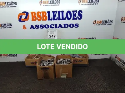 LOTE 247 - 01 LOTE COM DIVERSOS PARAFUSOS SEXTAVADO, DIVERSAS BORRACHINHAS E ABRAÇADEIRAS DE ACO. (NOVO) (NO ESTADO) ATENÇÃO! FAZER A VISITAÇÃO ANTES DE ARREMATAR, NÃO SABEMOS SE FUNCIONA. LEILÃO NÃO TEM GARANTIA E NEM DEVOLUÇÃO, SUJEITO A POSSÍVEIS AVARIAS VISÍVEIS/OCULTAS E/OU AUSÊNCIA DE COMPONENTES.