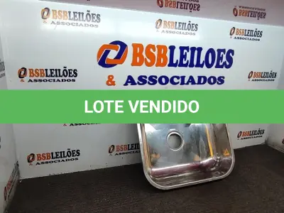 LOTE 109 - 01 CUBA EM AÇO INOX STANDARD 400X340X140MM. (NO ESTADO) ATENÇÃO! FAZER A VISITAÇÃO ANTES DE ARREMATAR, NÃO SABEMOS SE FUNCIONA. LEILÃO NÃO TEM GARANTIA E NEM DEVOLUÇÃO, SUJEITO A POSSÍVEIS AVARIAS VISÍVEIS/OCULTAS E/OU AUSÊNCIA DE COMPONENTES.