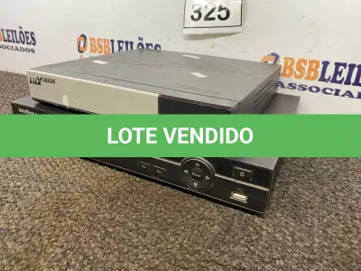 LOTE 325 - 01 DVR INTELBRAS E 01 DVR LUX VISION. (NO ESTADO) ATENÇÃO! FAZER A VISITAÇÃO ANTES DE ARREMATAR, NÃO SABEMOS SE FUNCIONA. LEILÃO NÃO TEM GARANTIA E NEM DEVOLUÇÃO, SUJEITO A POSSÍVEIS AVARIAS VISÍVEIS/OCULTAS E/OU AUSÊNCIA DE COMPONENTES.