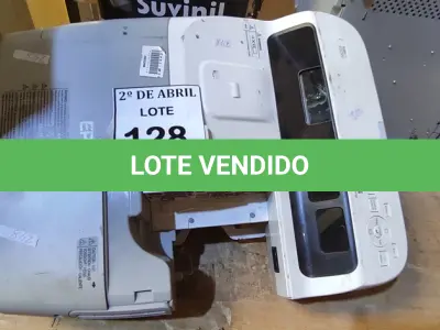 LOTE 128 - 01 PROJETOR EPSON. (NO ESTADO) ATENÇÃO! FAZER A VISITAÇÃO ANTES DE ARREMATAR, NÃO SABEMOS SE FUNCIONA. LEILÃO NÃO TEM GARANTIA E NEM DEVOLUÇÃO, SUJEITO A POSSÍVEIS AVARIAS VISÍVEIS/OCULTAS E/OU AUSÊNCIA DE COMPONENTES.